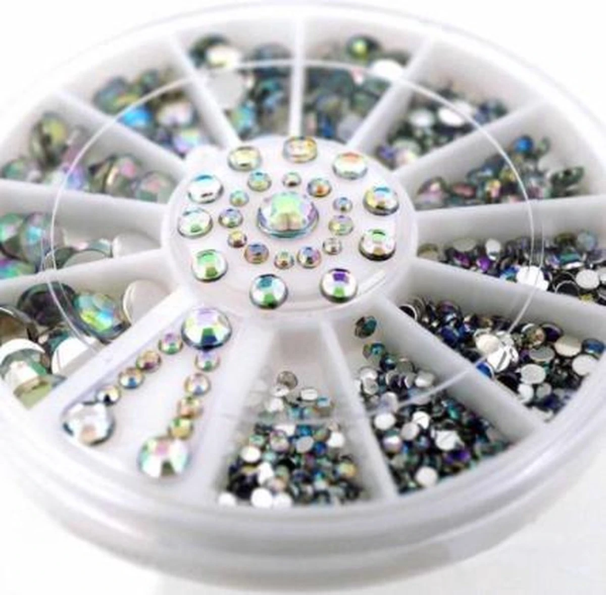 Doosje Rhinestone / Strass Nagel Steentjes - 5 Verschillende Maten Nail Art Diverse Kleuren / Strass Nagel Steentjes / Nagel Diamantjes / Nail Art 3 Doosje Rhinestone / Strass Nagel Steentjes - 5 Verschillende Maten Nail Art Diverse Kleuren / Strass Nagel Steentjes / Nagel Diamantjes / Nail Art