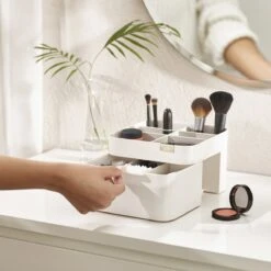 Joseph Joseph Cosmetica Opbergdoos Medium - Medium - Sorteervakken & Uitschuifbaar -Maybelline Shop 1200x1200 2157