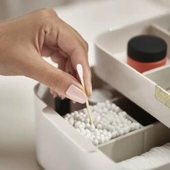 Joseph Joseph Cosmetica Opbergdoos Medium - Medium - Sorteervakken & Uitschuifbaar -Maybelline Shop 1200x1200 2158