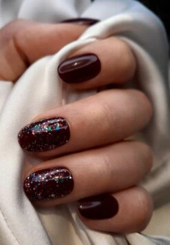 SD Press On Nails - B-Series - Plaknagels - Nagelset 20 Nagels - B72 - Rood - Gellak - Nagellak - Korte Ronde Nageltips - Nepnagels Met Lijm - Kunstnagels - Nail Art - Handmade - Valse Nagels - Nagelvijl - Accessoires - Korte Nagels - Glitter 11 SD Press On Nails - B-Series - Plaknagels - Nagelset 20 Nagels - B72 - Rood - Gellak - Nagellak - Korte Ronde Nageltips - Nepnagels Met Lijm - Kunstnagels - Nail Art - Handmade - Valse Nagels - Nagelvijl - Accessoires - Korte Nagels - Glitter -Maybelline Shop 834x1200 11