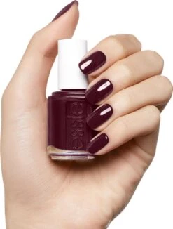 Essie Sole Mate 45 - Paars - Nagellak 17 Essie Sole Mate 45 - Paars - Nagellak -Maybelline Shop 910x1200 6