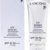 Lancôme UV Expert GN-Shield Protection Active Extrême SPF 50 PA +++ - 30 Ml - Gezichtscrème -Maybelline Shop 927x1200 5